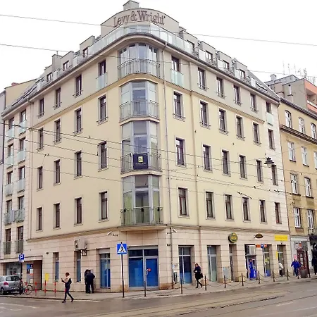 Vistula - Centrum Starowislna Street * Kraków